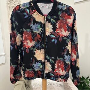 JustFab Floral Bomber Jacket Black Multicolor Women’s M